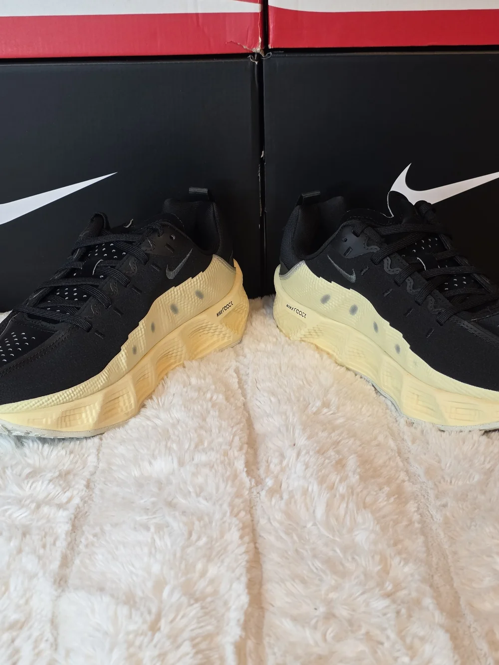Nike Black & Pale Yellow Running Sneakers